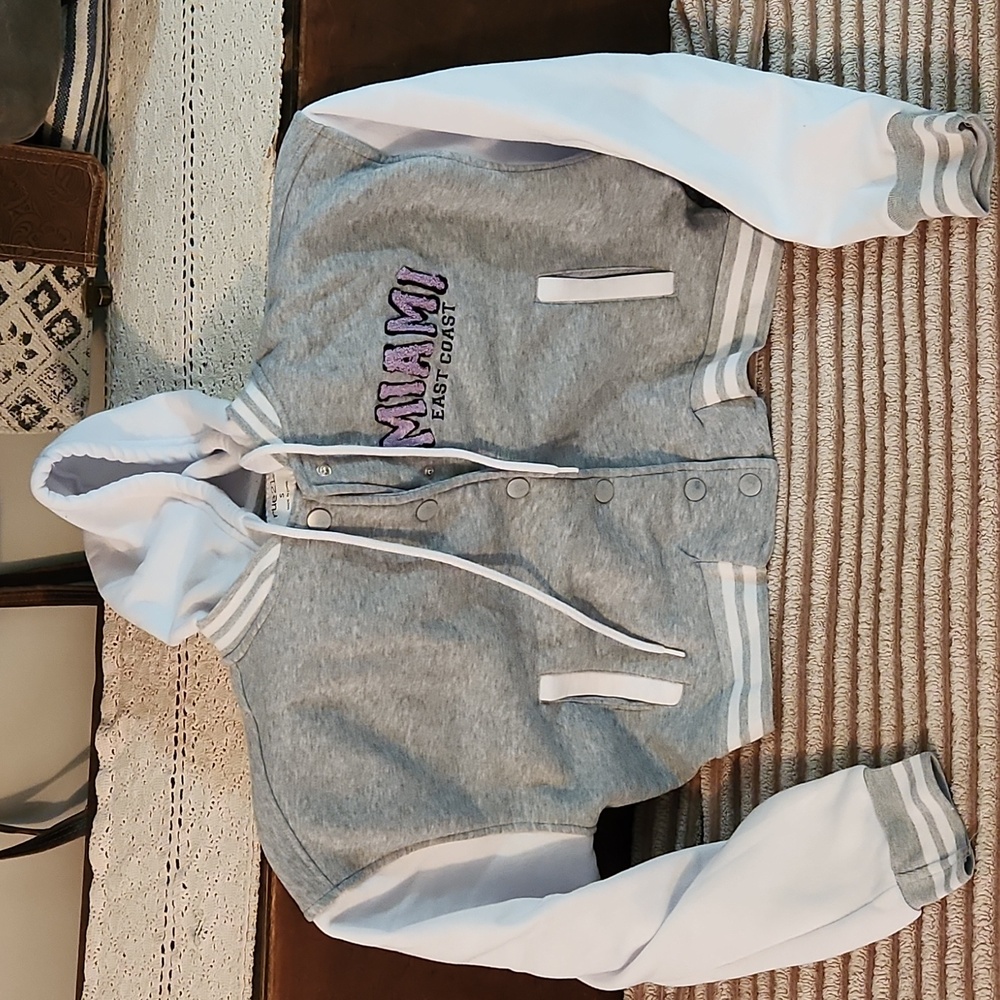 Rue 21 Crop Top Snap Hoodie